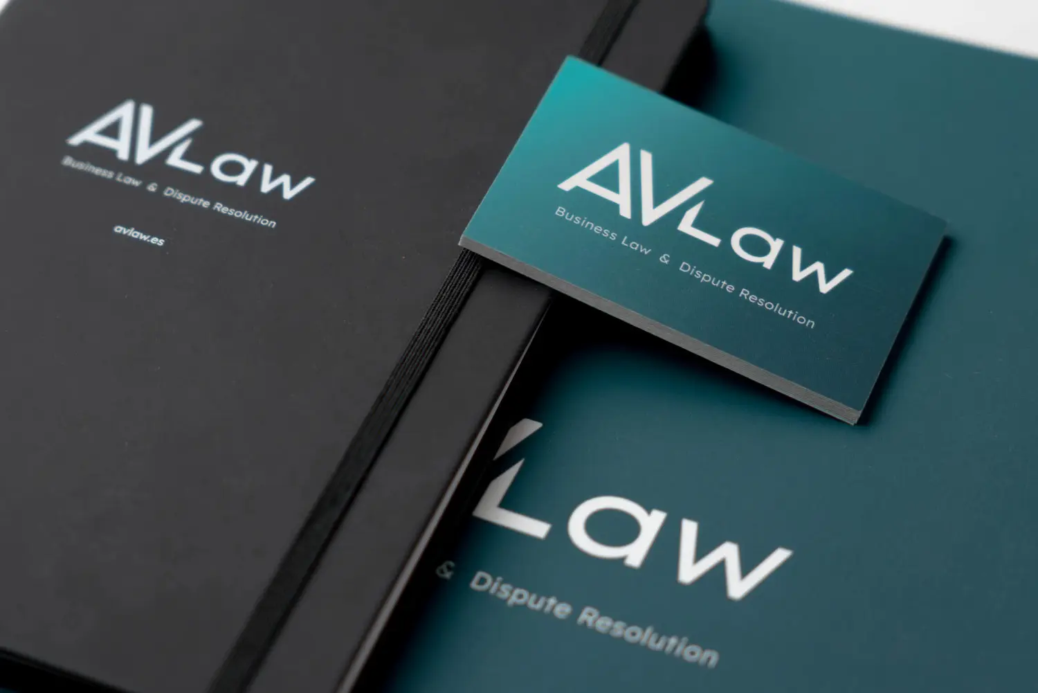 diseño de papelería corporativa av law vigo